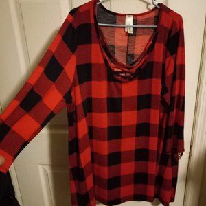 3/4 sleeve buffalo plaid top